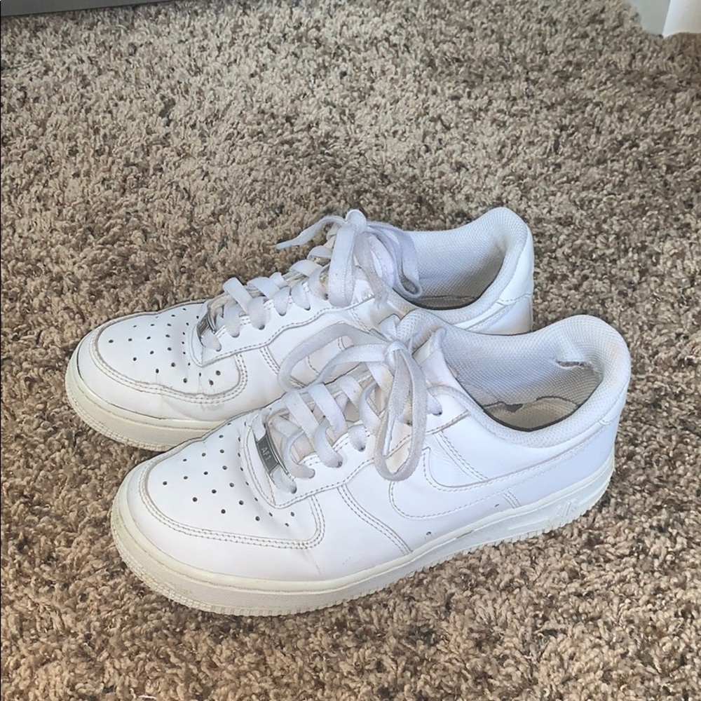 white nike af1
